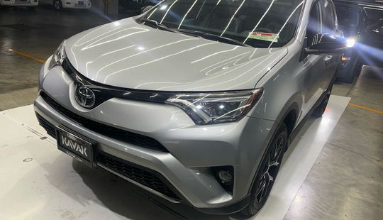 Toyota • RAV4