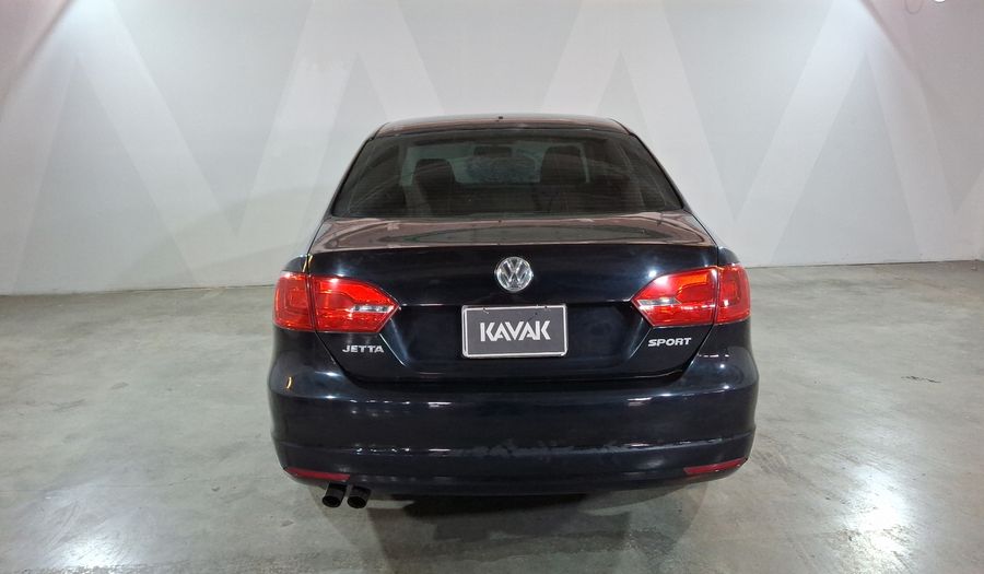 Volkswagen Jetta 2.5 SPORT PAQ WELTRADIO TECHO TIPTRONIC Sedan 2013