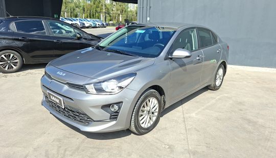 Kia • RIO 4