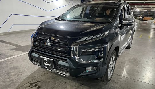 Mitsubishi • Xpander