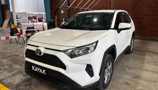 Toyota • RAV4