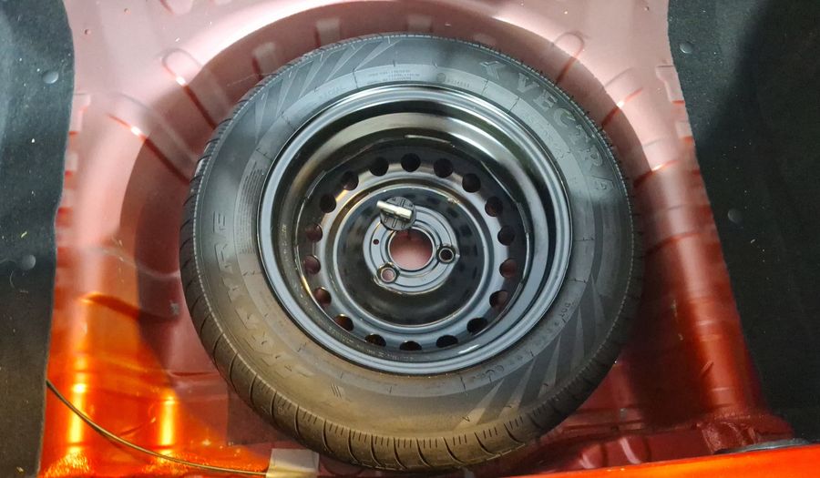 Renault Kwid 1.0 BITONO Hatchback 2020