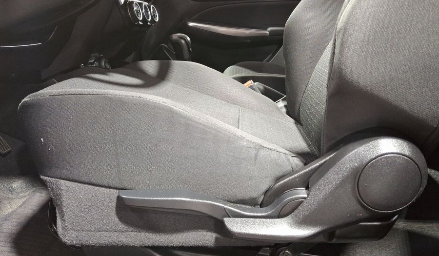 Suzuki Swift 1.0 BOOSTERJET AUTO Hatchback 2021