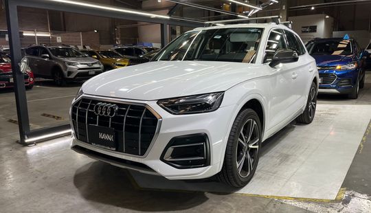 Audi • Q5