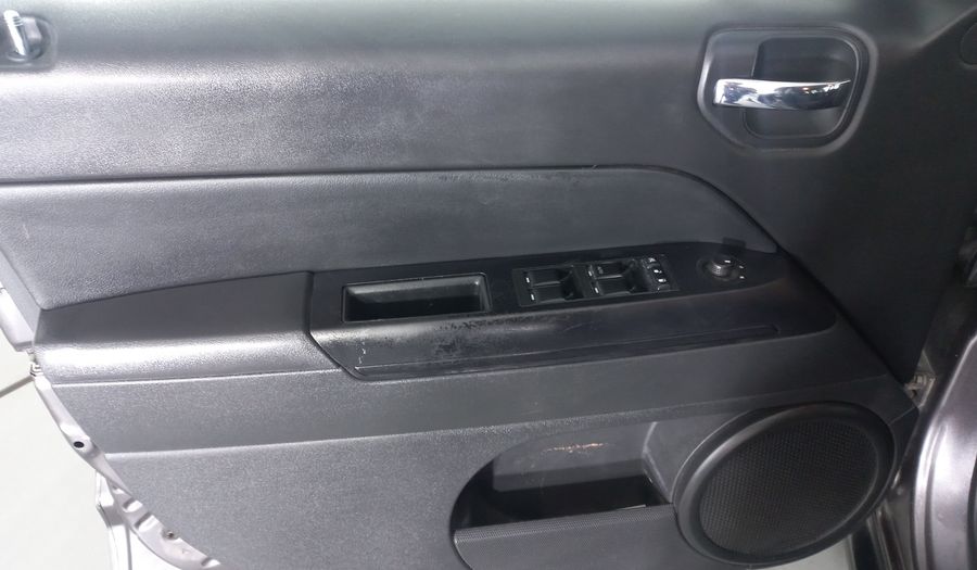 Jeep Compass 2.4 LATITUDE FWD ATX Suv 2015