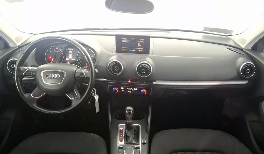 Audi A3 1.4 TFSI AMBIENTE S TRONIC Hatchback 2015