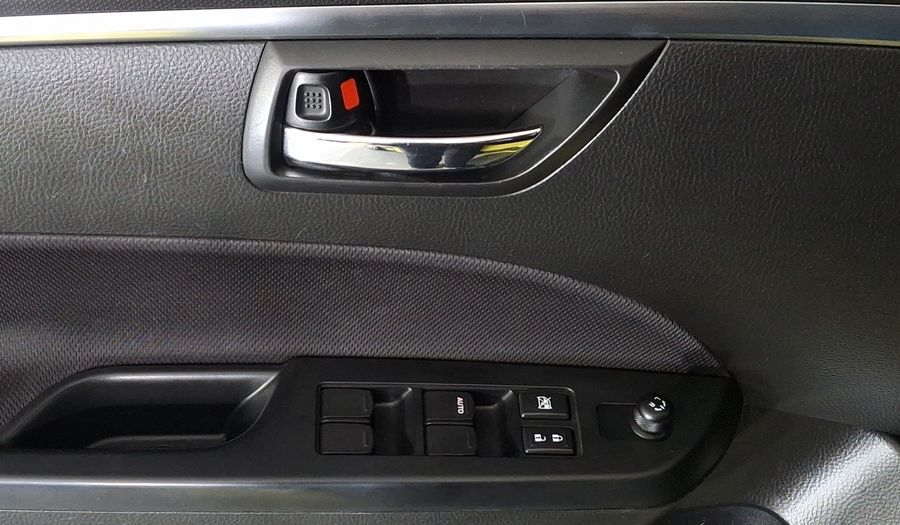 Suzuki Swift 1.6 SPORT MT Hatchback 2015