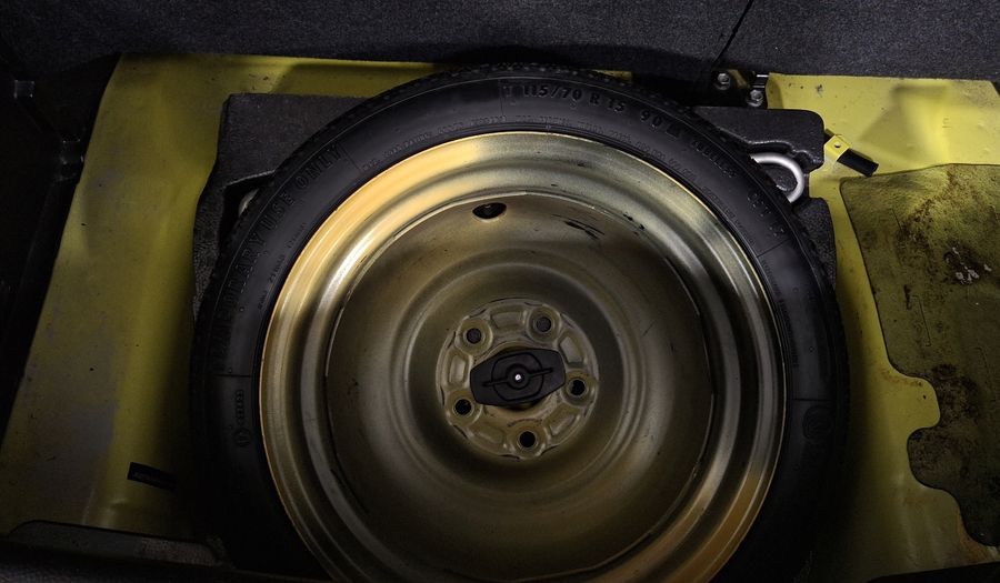 Suzuki Swift 1.6 SPORT MT Hatchback 2015