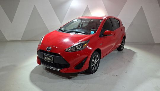 Toyota • Prius C