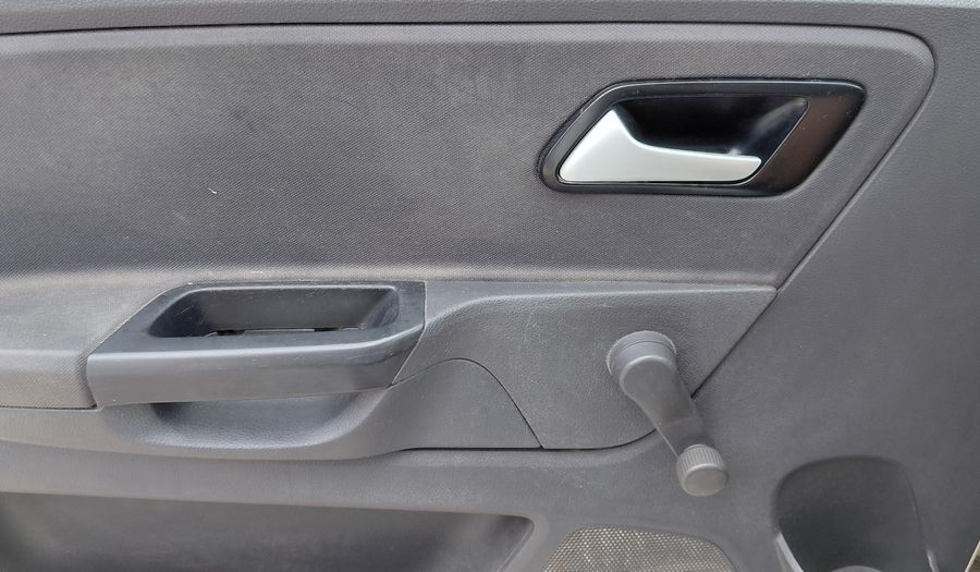 Volkswagen Fox 1.6 COMFORTLINE Hatchback 2012