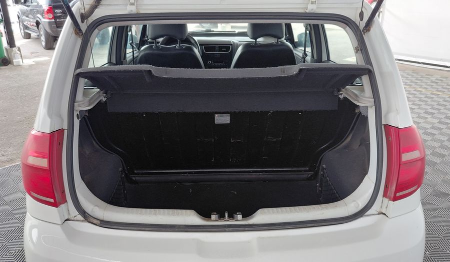 Volkswagen Fox 1.6 COMFORTLINE Hatchback 2012