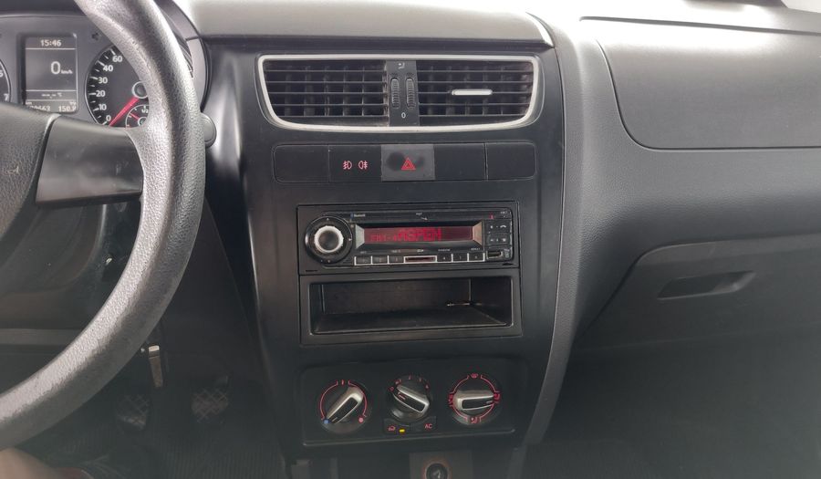 Volkswagen Fox 1.6 COMFORTLINE Hatchback 2012