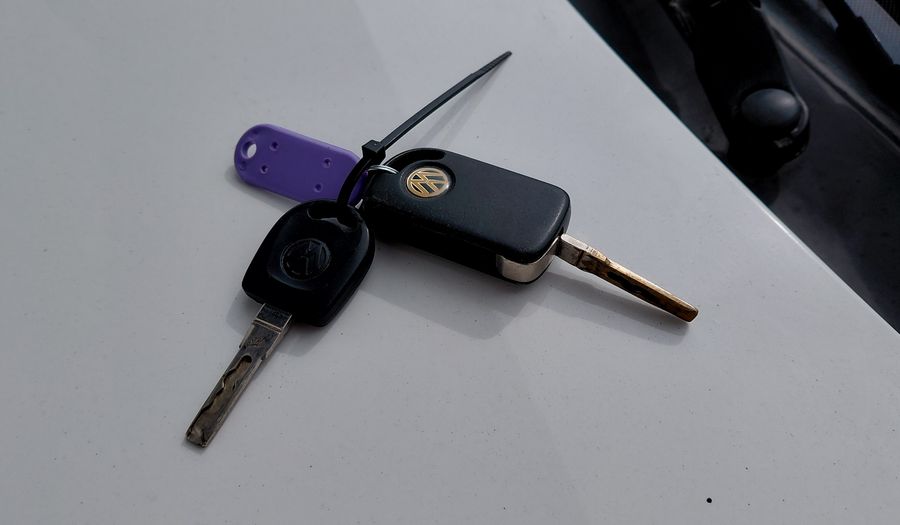 Volkswagen Fox 1.6 COMFORTLINE Hatchback 2012