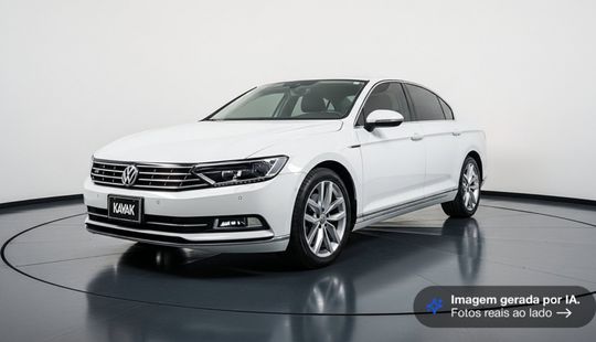 Volkswagen • Passat