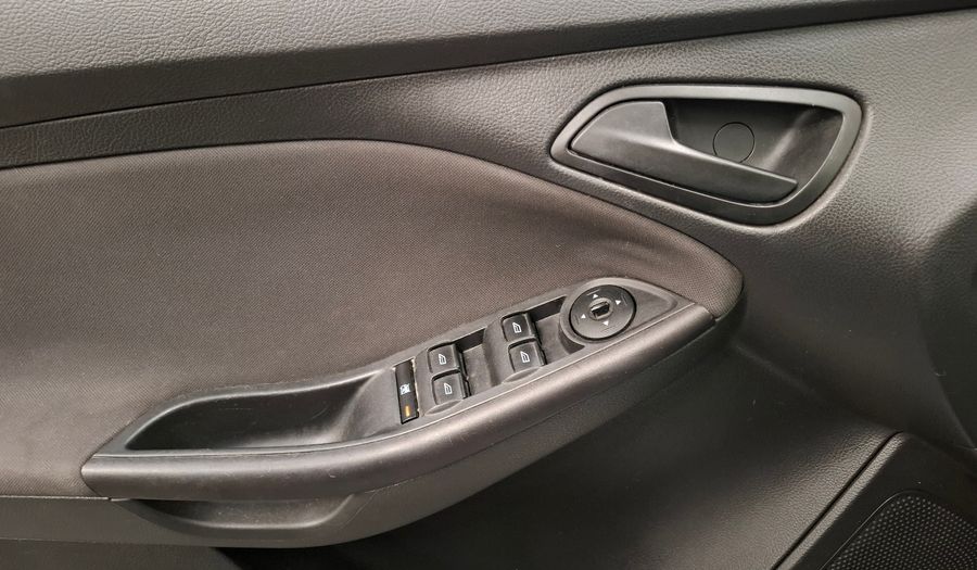 Ford Focus Iii 1.6 S Hatchback 2015