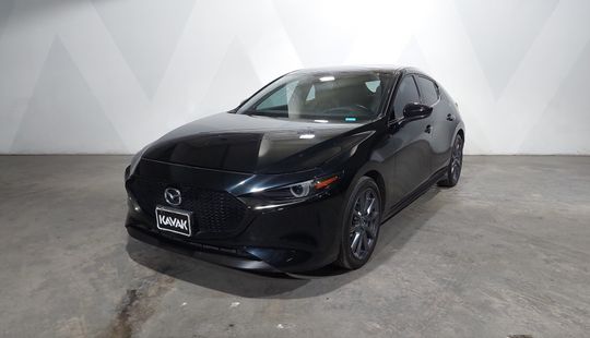 Mazda • Mazda 3