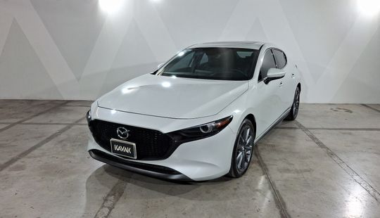 Mazda • Mazda 3