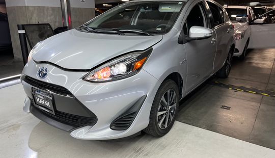 Toyota • Prius C