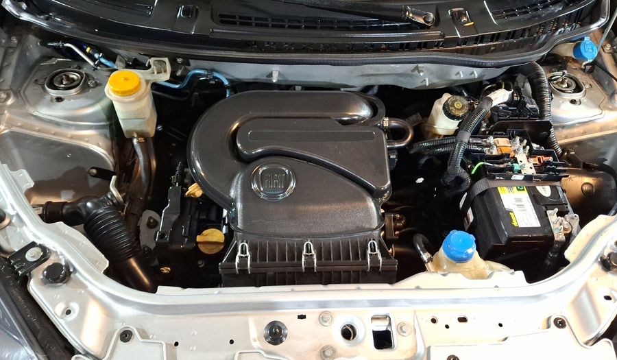 Fiat Uno 1.4 SPORTING Hatchback 2019