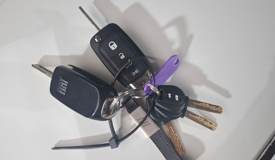 Fiat Toro 1.8 FREEDOM AUTO Pickup 2023