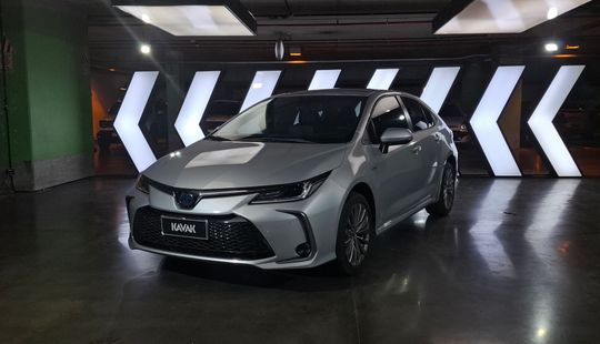 Toyota • Corolla