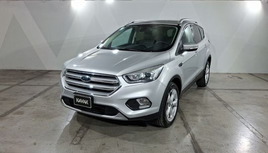 Ford • Escape