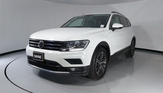Volkswagen • Tiguan