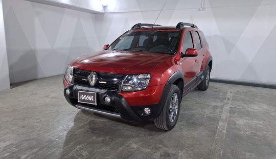 Renault • Duster