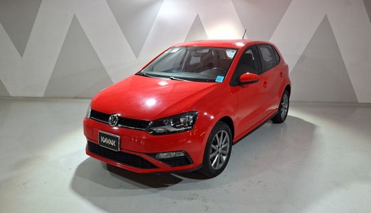 Volkswagen • Polo