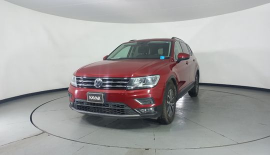 Volkswagen • Tiguan