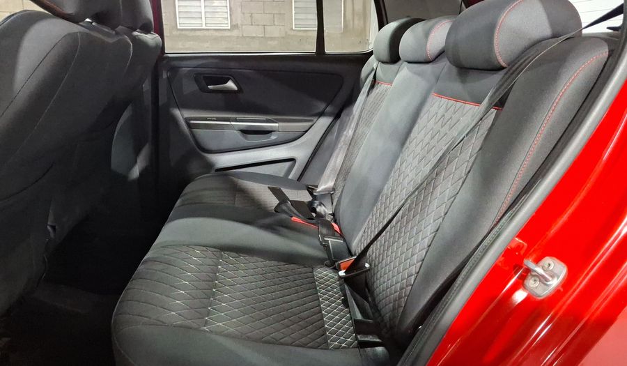 Volkswagen Crossfox 1.6 CROSSFOX QUEMACOCOS MT Hatchback 2016