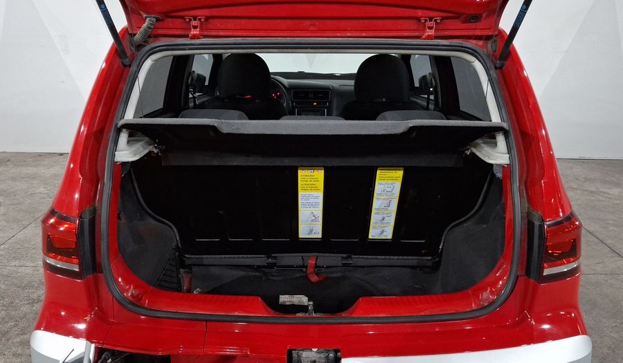 Volkswagen Crossfox 1.6 CROSSFOX QUEMACOCOS MT Hatchback 2016