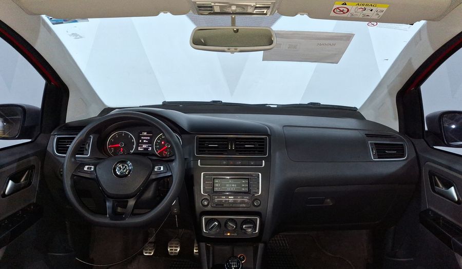 Volkswagen Crossfox 1.6 CROSSFOX QUEMACOCOS MT Hatchback 2016