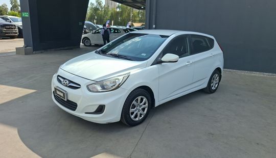 Hyundai • Accent