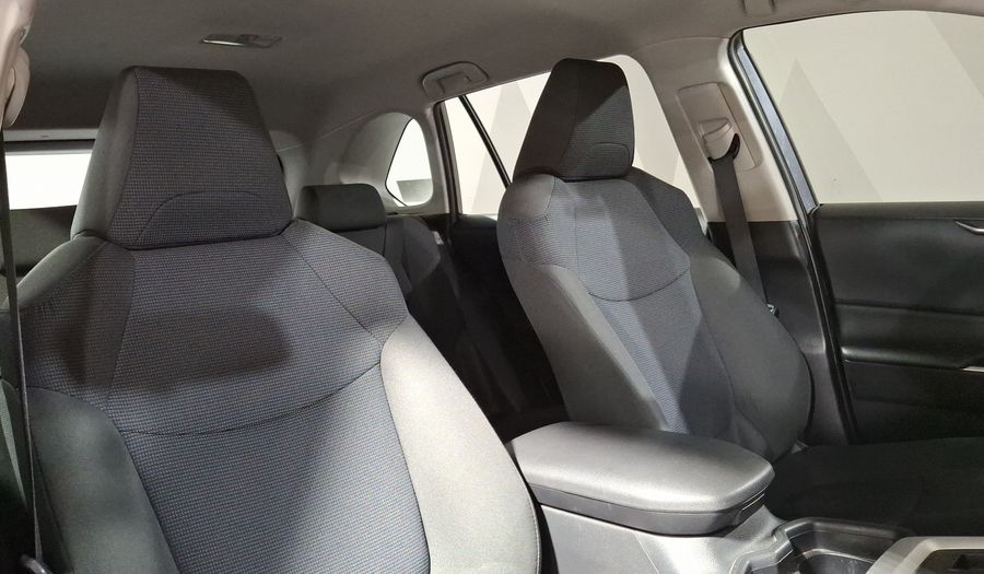 Toyota Rav4 2.5 LE AUTO Suv 2020