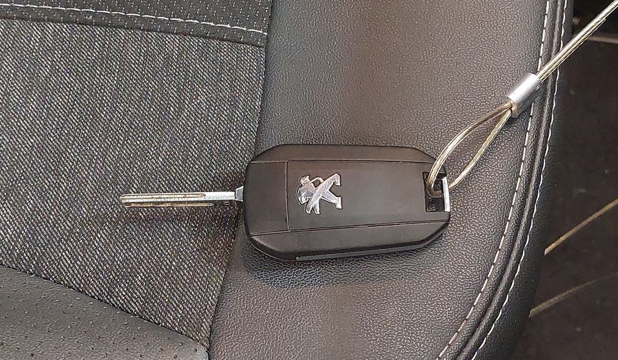 Peugeot 2008 1.6 THP SKYWALKER AUTO Suv 2022