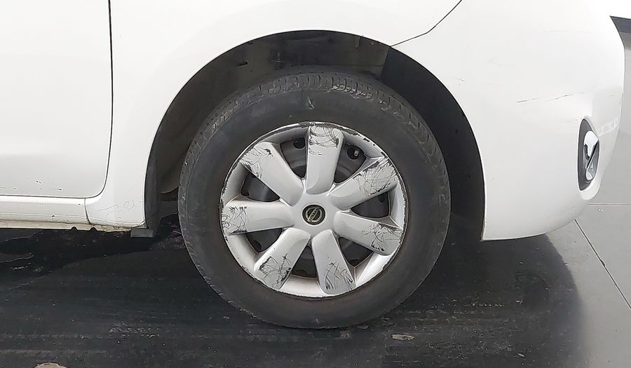 Nissan March 1.6 S Hatchback 2016