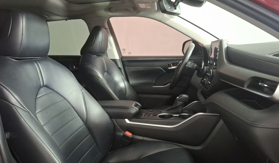 Toyota Highlander 3.5 XLE AUTO Suv 2022