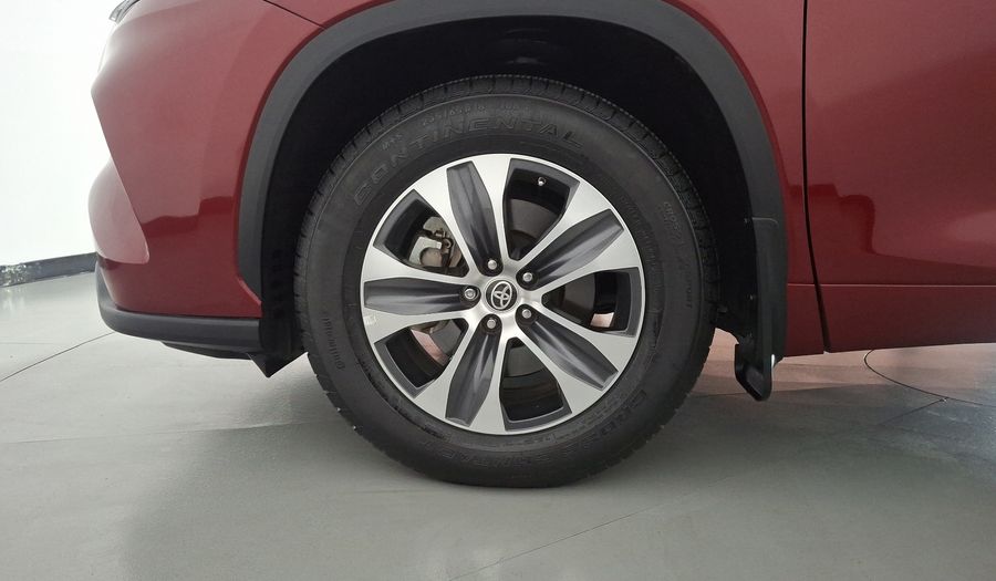 Toyota Highlander 3.5 XLE AUTO Suv 2022