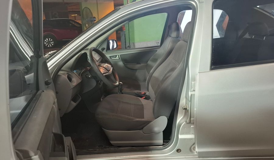 Chevrolet Prisma 1.4 LS Sedan 2012