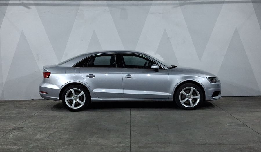 Audi A3 1.8 TFSI ATTRACTION S TRONIC Sedan 2016