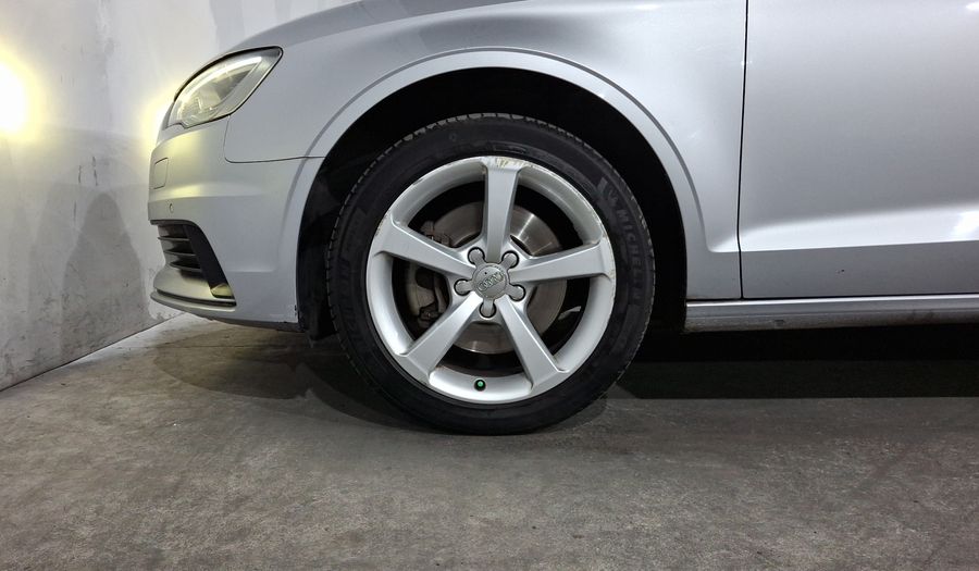 Audi A3 1.8 TFSI ATTRACTION S TRONIC Sedan 2016