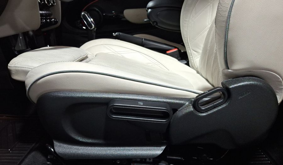 Mini Cooper S 2.0 COOPER CLASSIC DCT Hatchback 2023