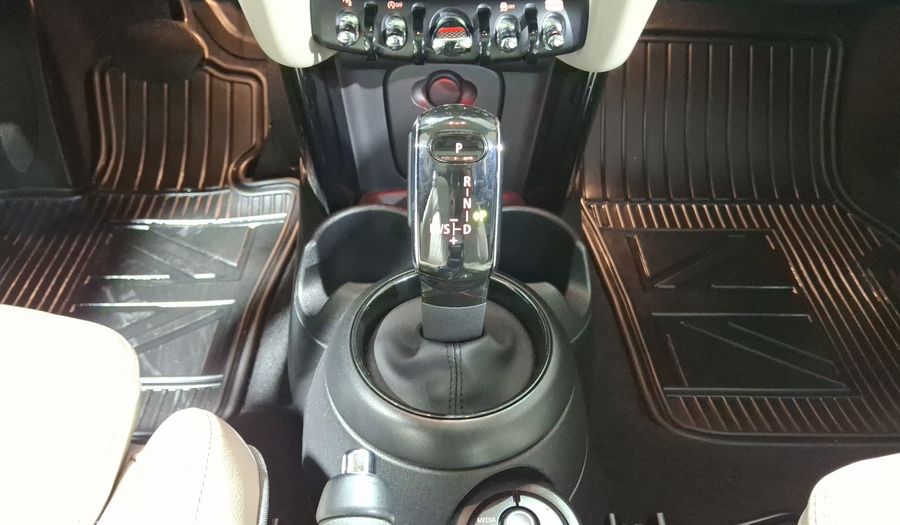 Mini Cooper S 2.0 COOPER CLASSIC DCT Hatchback 2023