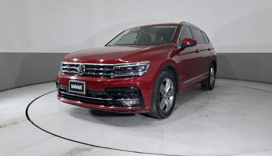Volkswagen • Tiguan
