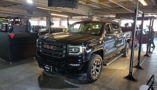 Gmc • Sierra