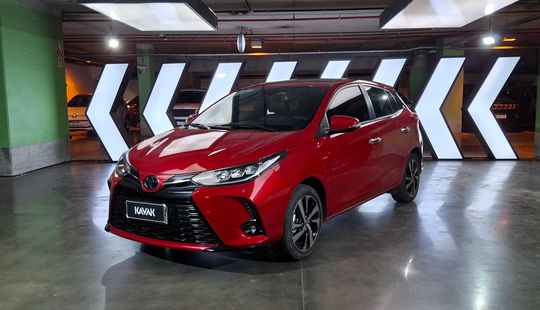 Toyota • Yaris