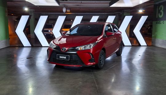 Toyota • Yaris