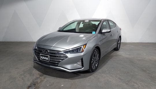 Hyundai • Elantra