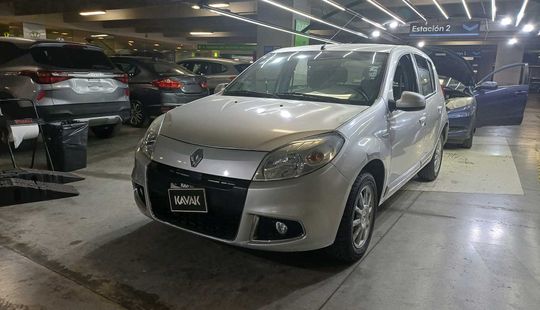 Renault • Sandero